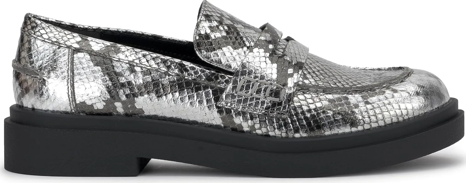 Jessica Simpson Women's Xuris Loafer Flat