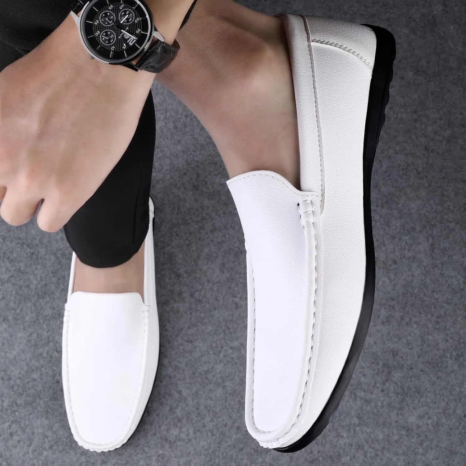 Men's Vintage Hand Stitched Leather Loafers Comfortable Slip On Soft Sole Moccasin Boat Shoes Stylish Casual Driving Walking Dress Flats for Business