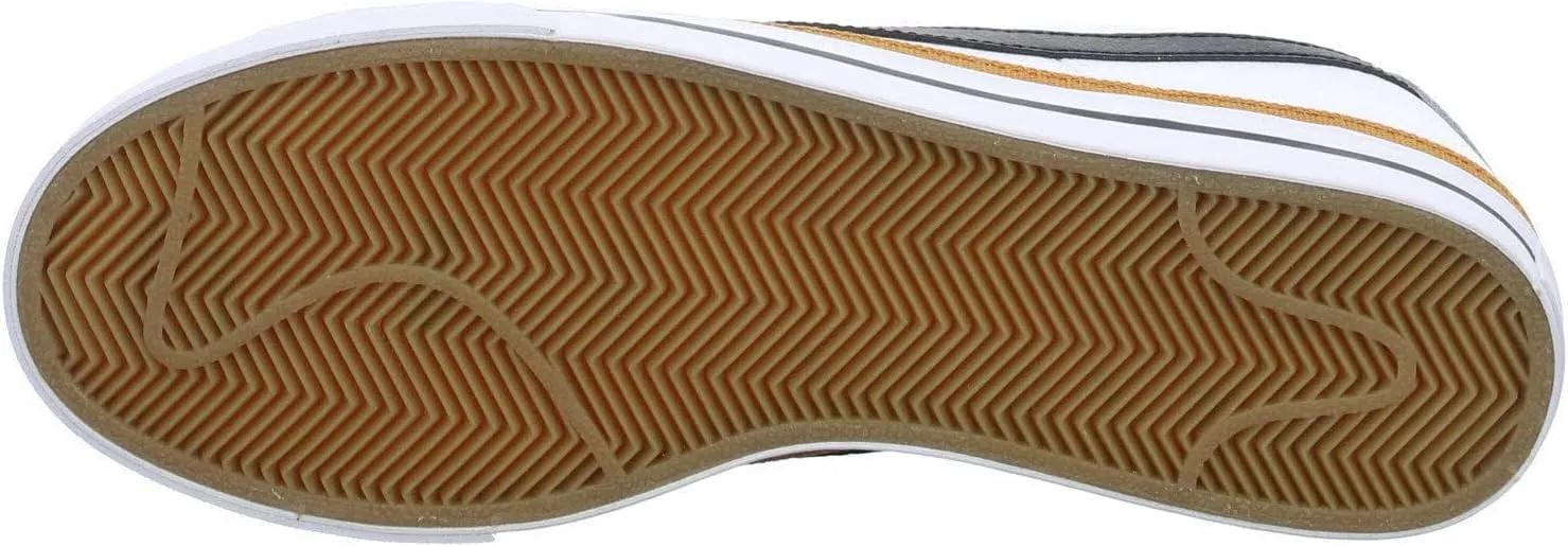 Nike Men's Basketball Shoe
