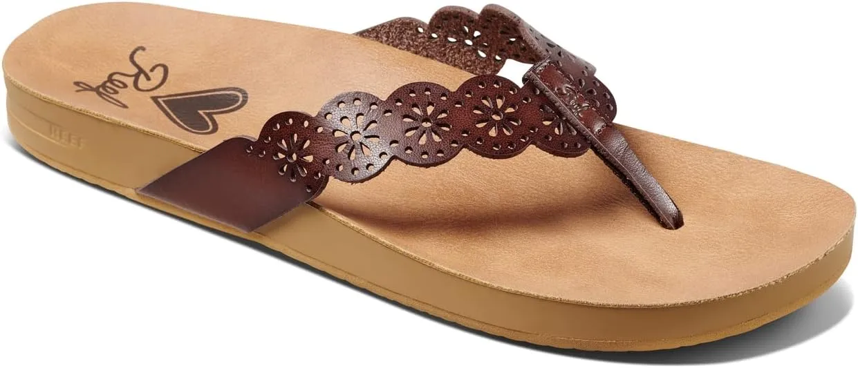 Reef Women's Cushion Scallop II Sandal