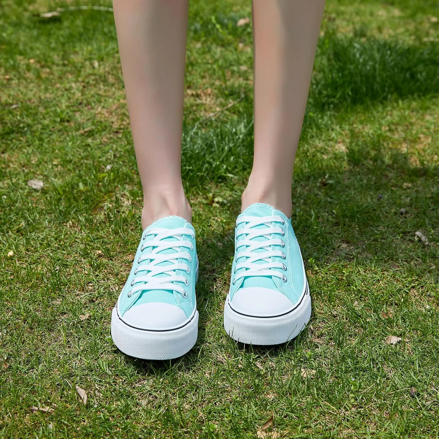ZGR Womens Low Top Canvas Shoes,Lace up Canvas Sneakers,Casual White Tennis Walking Shoes