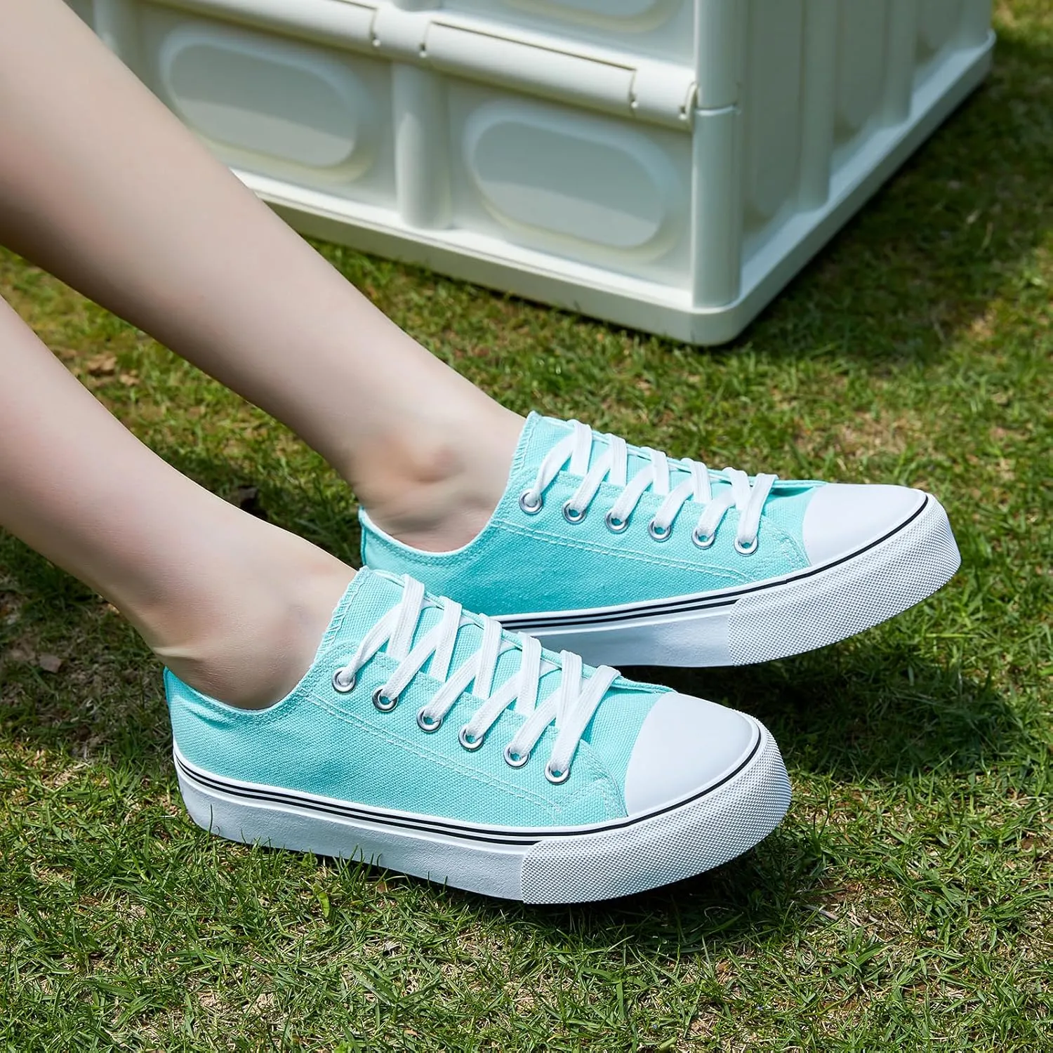 ZGR Womens Low Top Canvas Shoes,Lace up Canvas Sneakers,Casual White Tennis Walking Shoes
